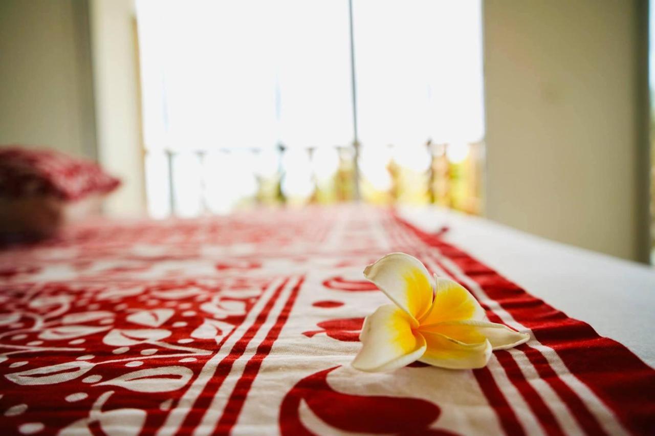 Al Camar Lodge Ndzaouze 外观 照片