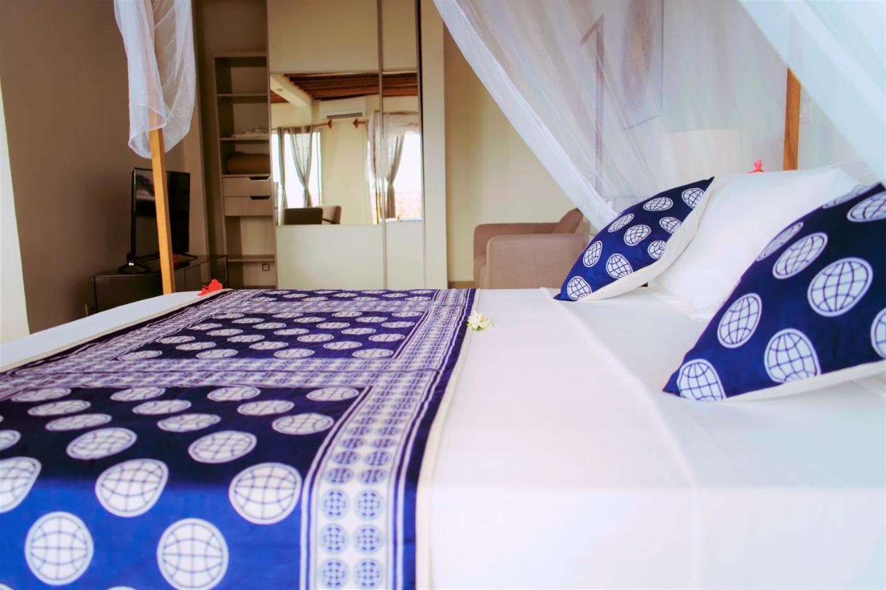 Al Camar Lodge Ndzaouze 外观 照片