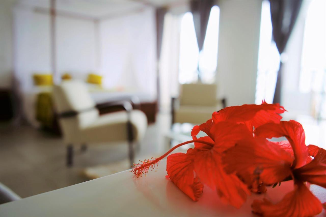 Al Camar Lodge Ndzaouze 外观 照片