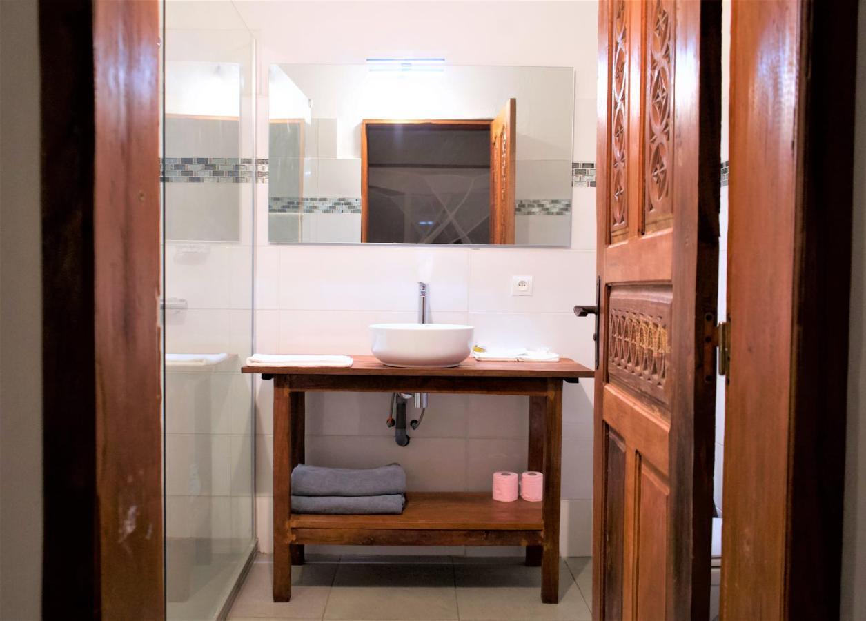 Al Camar Lodge Ndzaouze 外观 照片